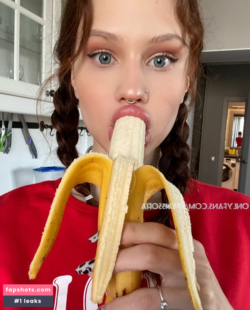 SimensSofia Nude Leaks OnlyFans Photos #333 - LeakJerk