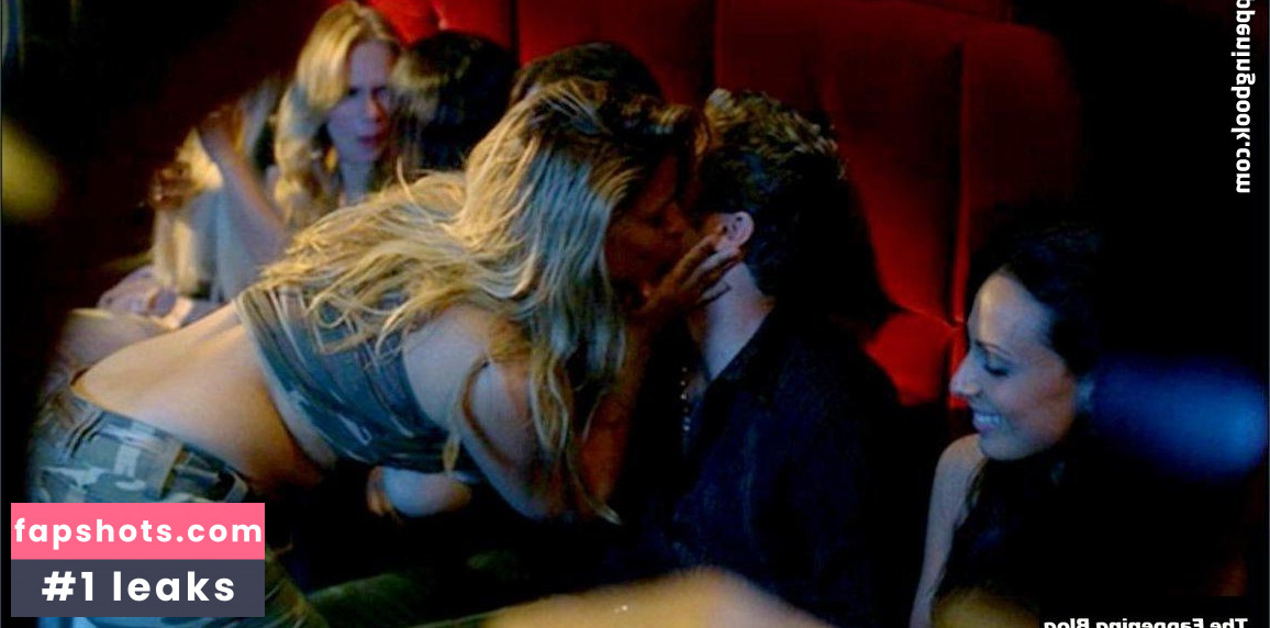 Simona Fusco gallery photo #16