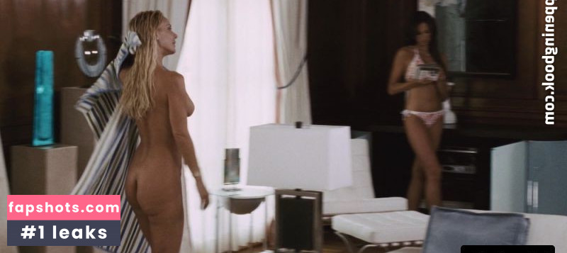 Simona Fusco gallery photo #3