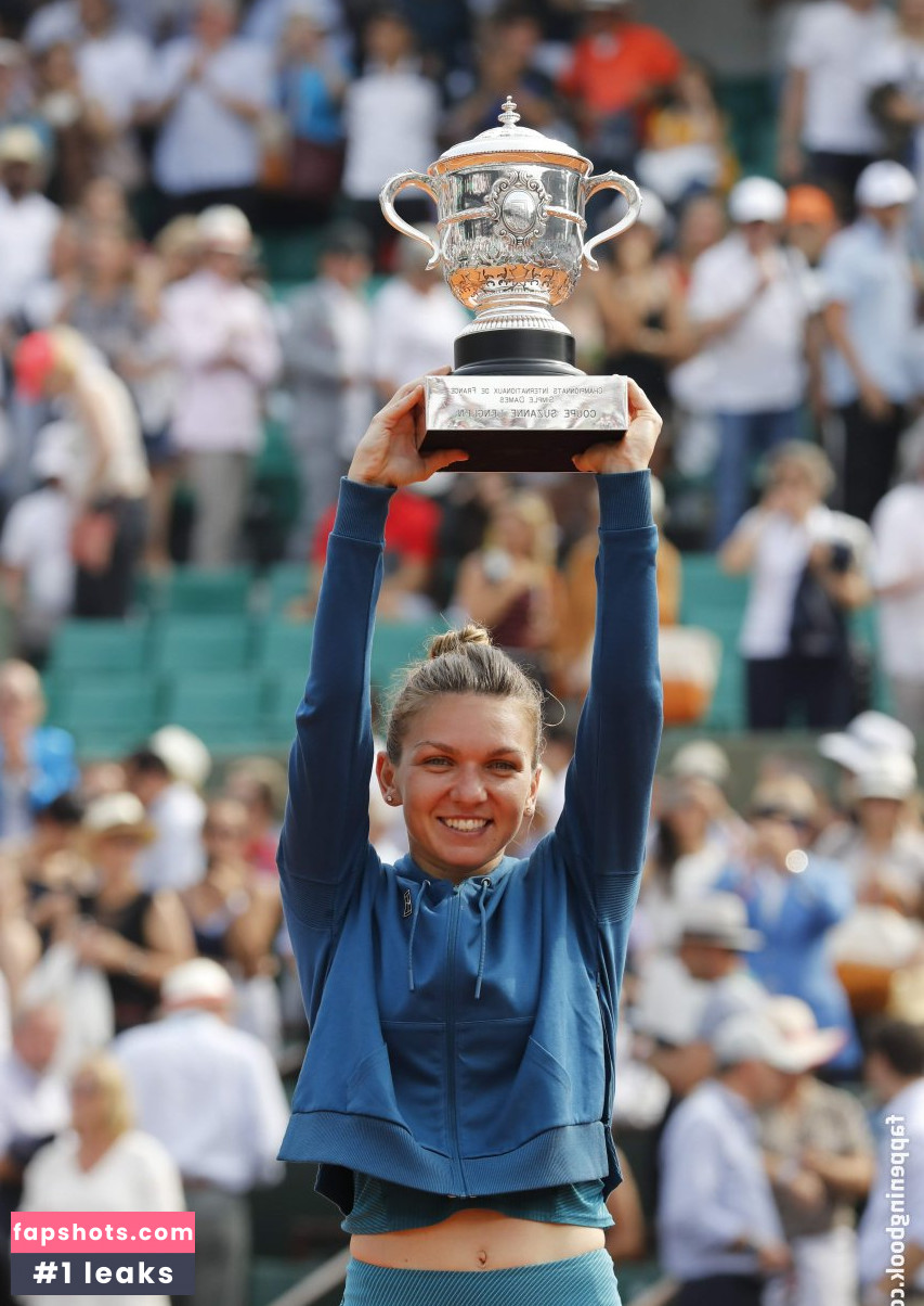 Simona Halep gallery photo #55