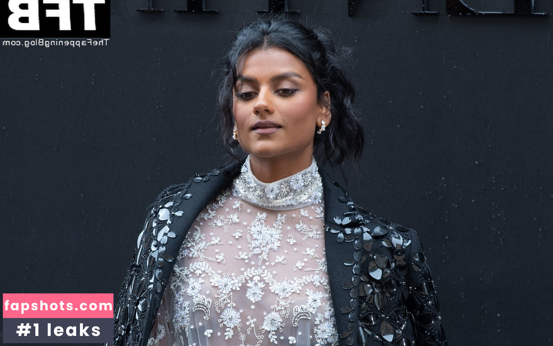 Simone Ashley Nahé úniky fotek pouze od fanoušků #135 - Fapshots