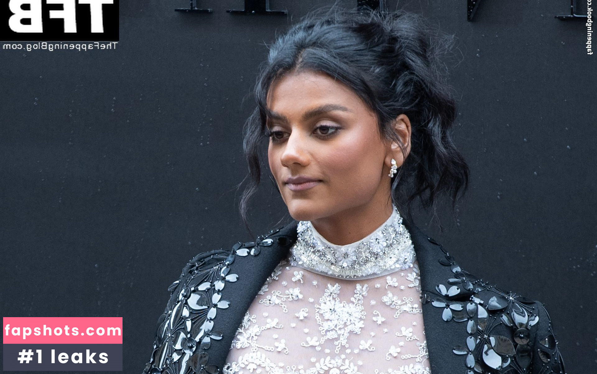 Simone Ashley Nahé úniky fotek pouze od fanoušků #137 - Fapshots