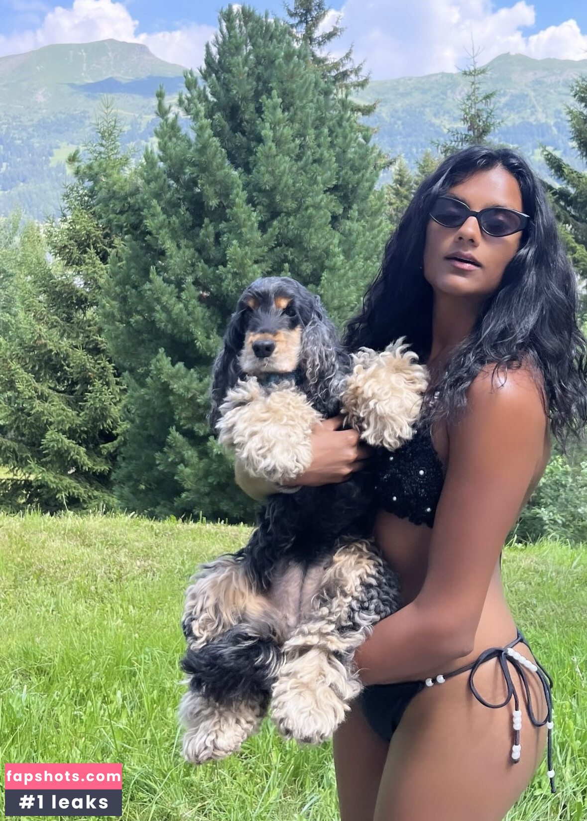 Simone Ashley Nahé úniky fotek pouze od fanoušků #89 - Fapshots