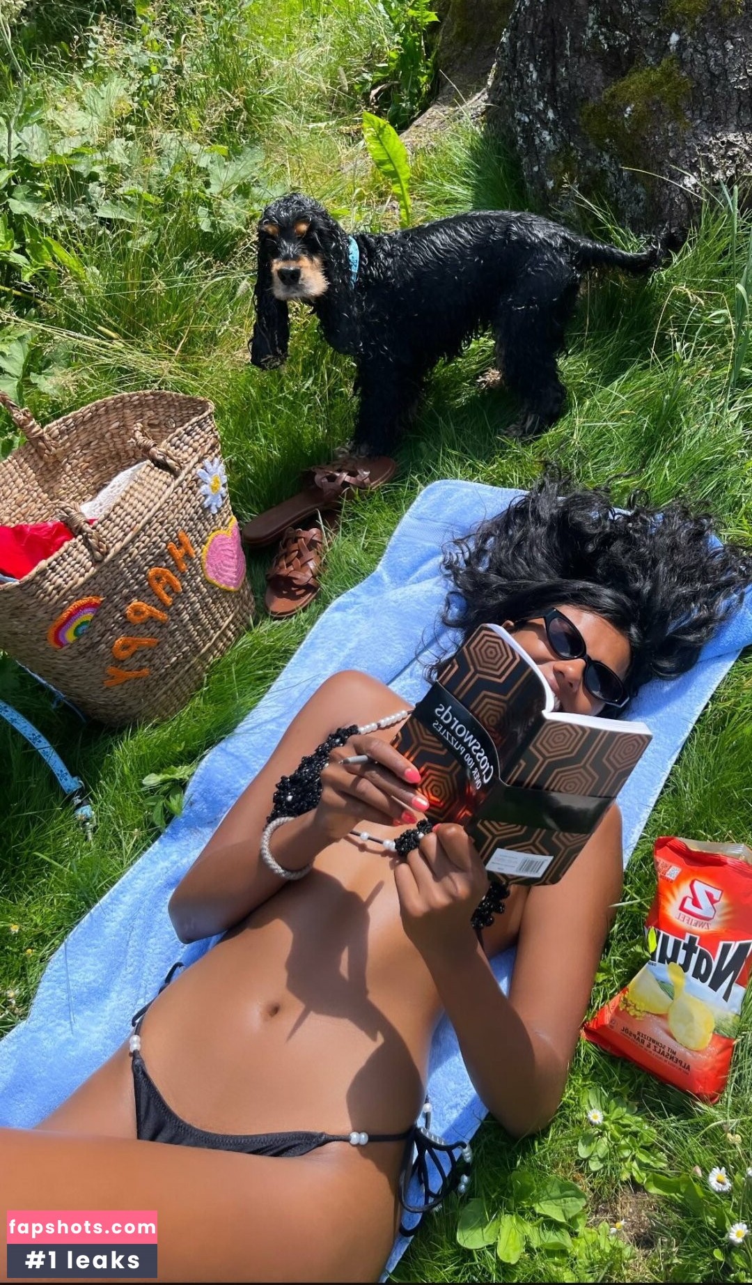 Simone Ashley Nahé úniky fotek pouze od fanoušků #90 - Fapshots