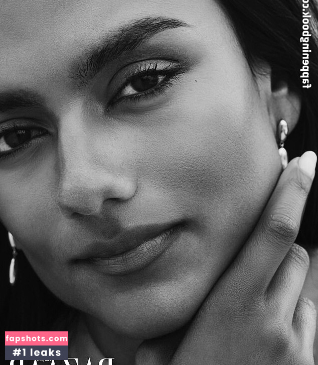 Simone Ashley Nahé úniky fotek pouze od fanoušků #10 - Fapshots