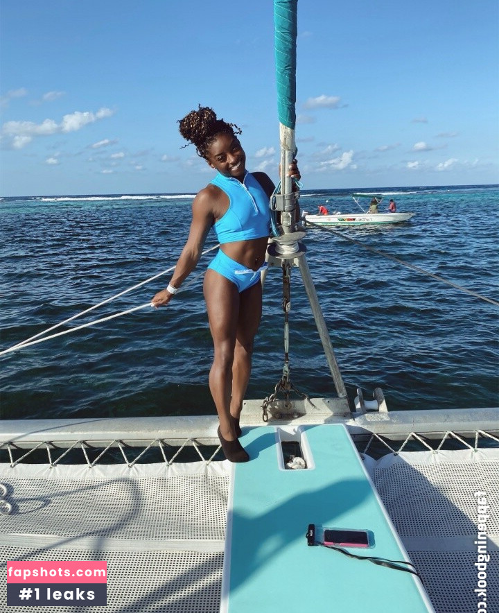 Simone Biles gallery photo #103