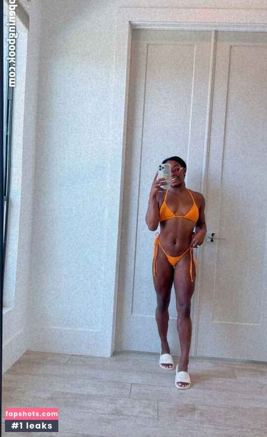 Simone Biles gallery photo #124