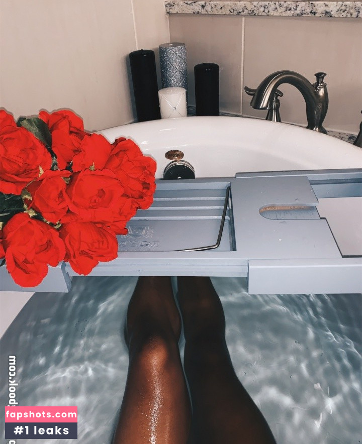 Simone Biles gallery photo #126