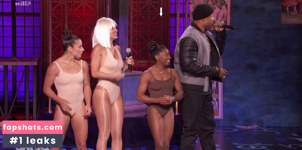 Simone Biles gallery photo #151