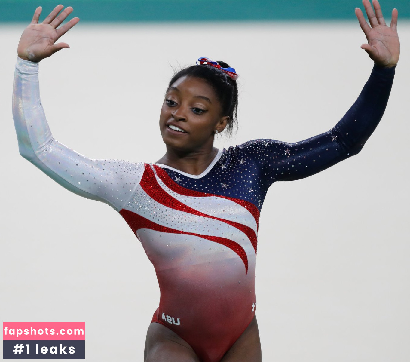 Simone Biles gallery photo #154