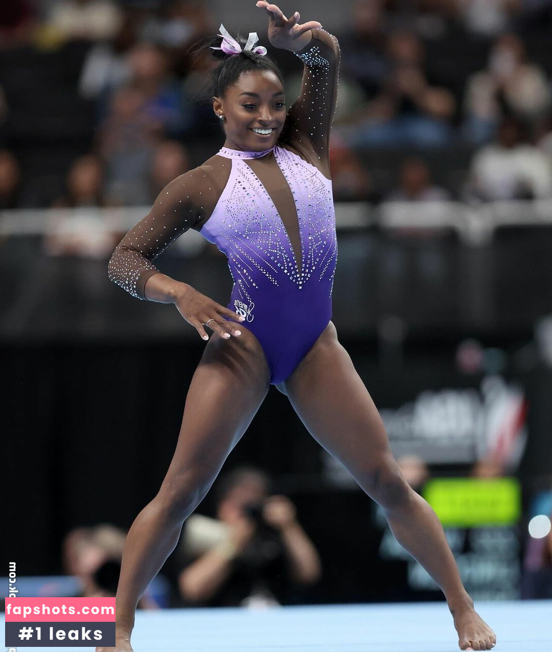 Simone Biles gallery photo #43