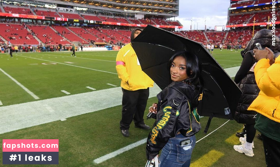 Simone Biles gallery photo #67