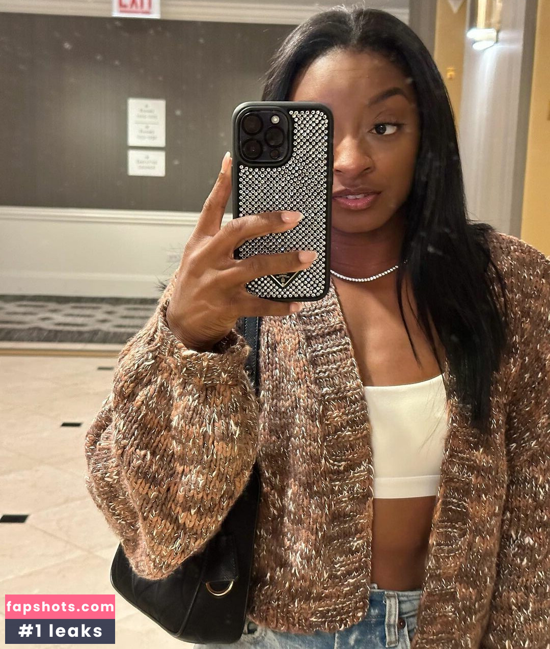 Simone Biles gallery photo #85