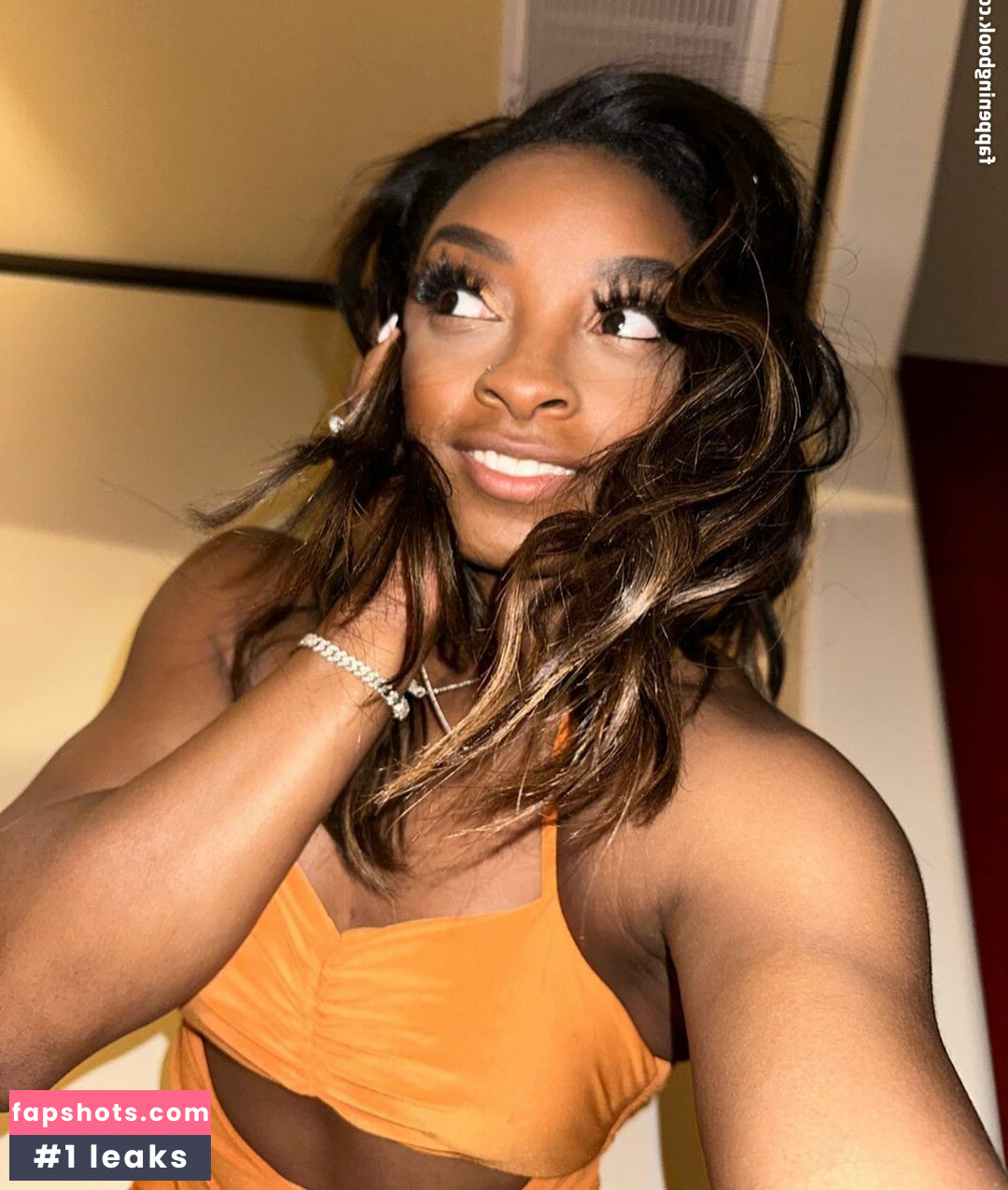 Simone Biles gallery photo #91