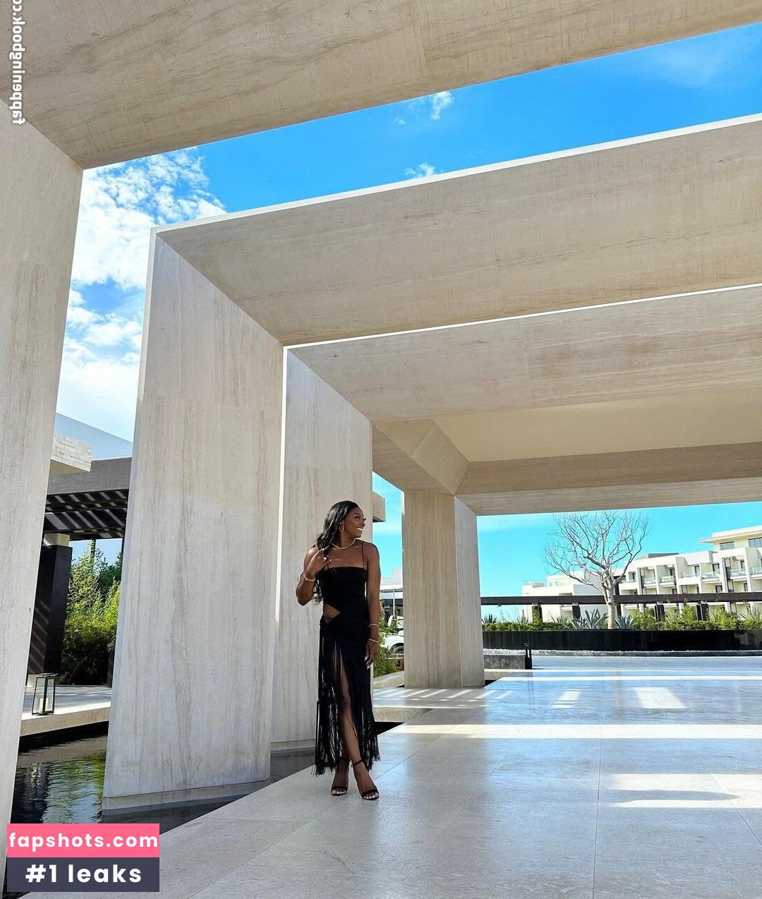 Simone Biles gallery photo #94