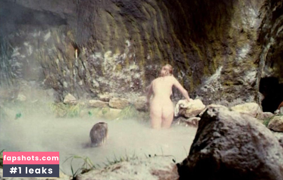 Simonetta Vitelli Filtración Desnuda OnlyFans Foto #11 - Fapshots