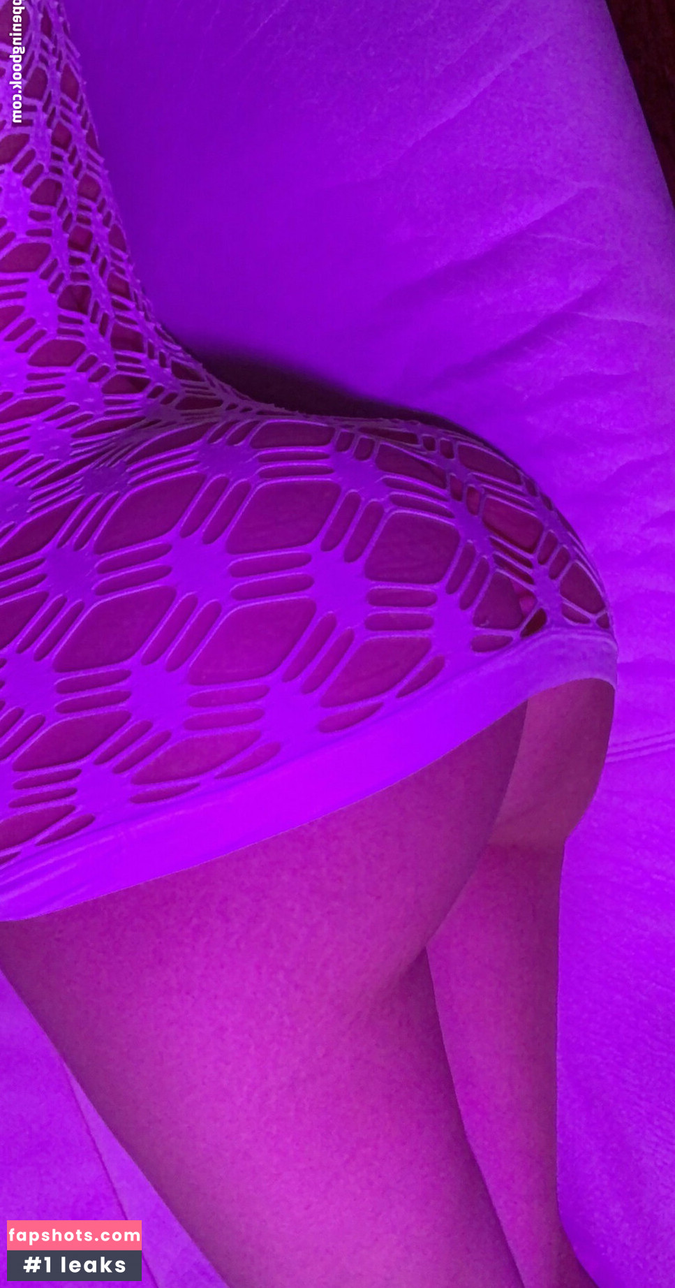 simonilicious Nude Leaks OnlyFans Photos #15 - LeakJerk