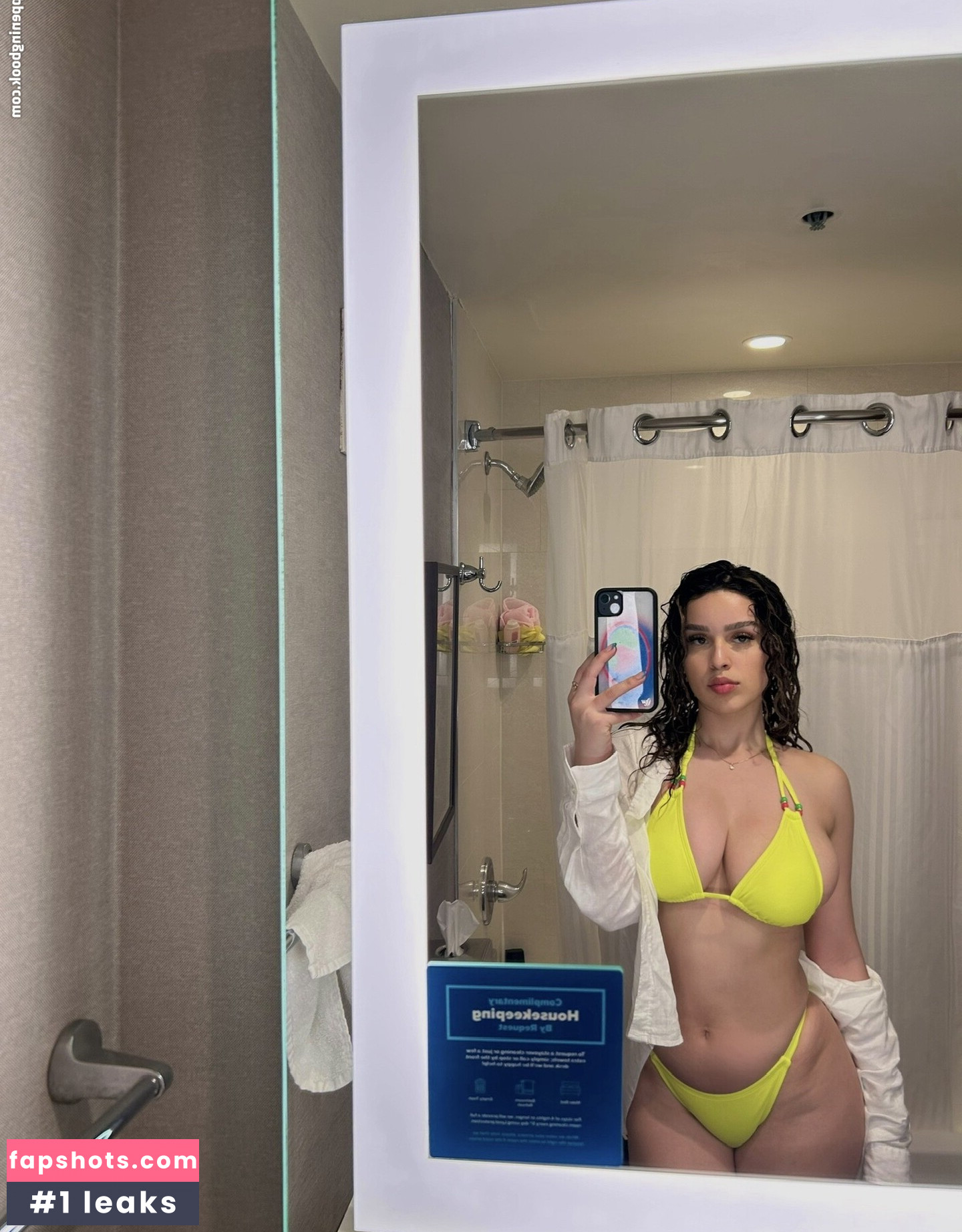 Simplyneidaa gallery photo #12