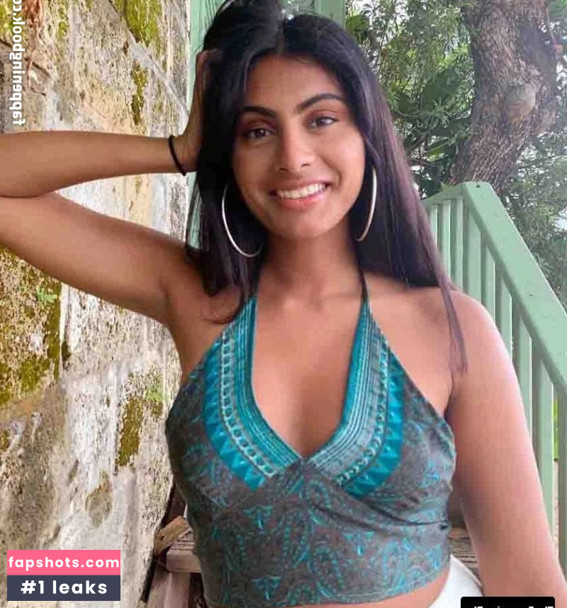 Simran Randhawa gallery photo #15