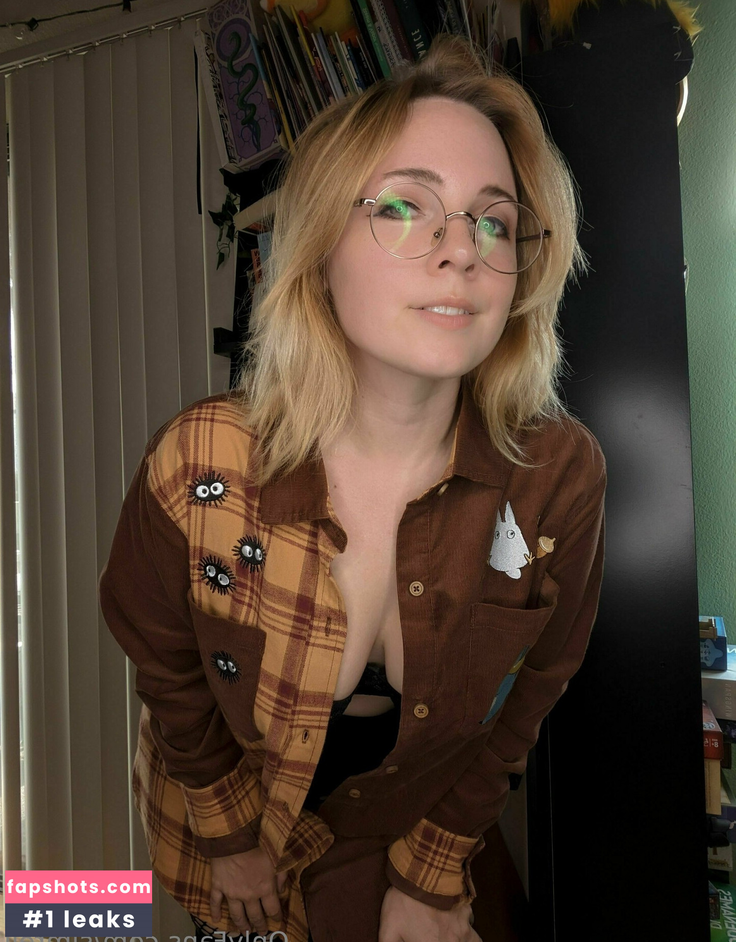 Simrell gallery photo #24