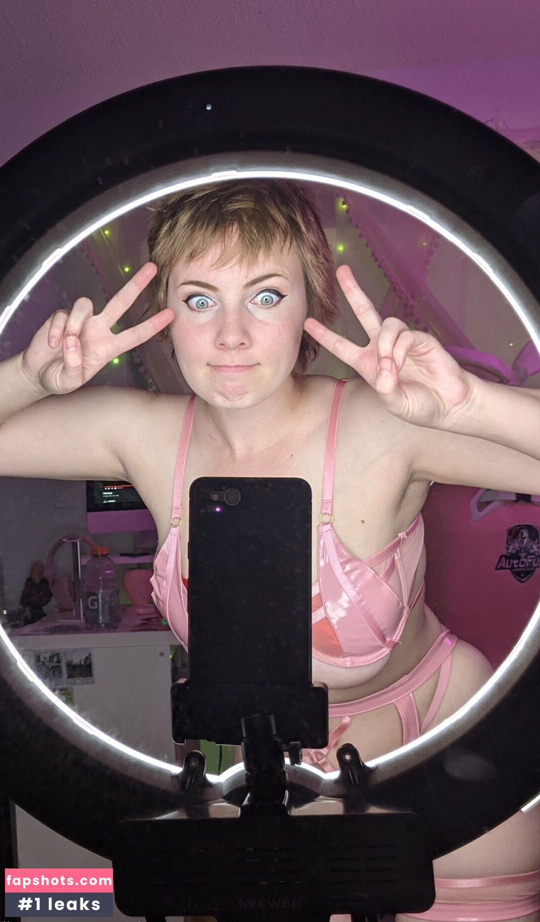 Simrell gallery photo #53