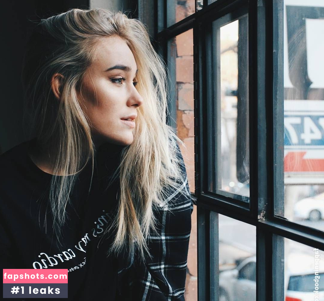 Sina Deinert gallery photo #6