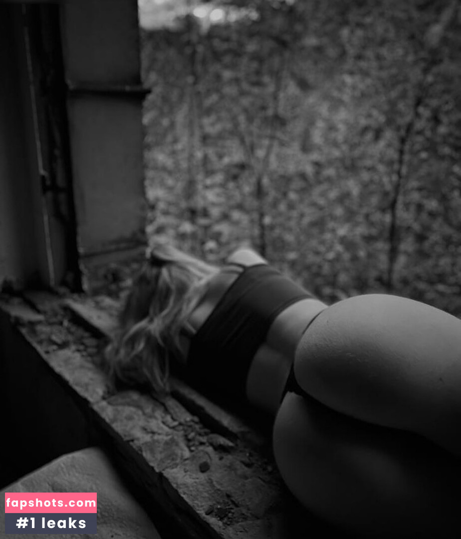 sina_nck Filtración Desnuda OnlyFans Foto #4 - Fapshots