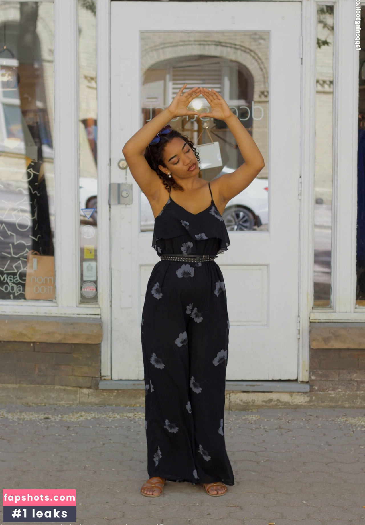 sincerelyamused gallery photo #24