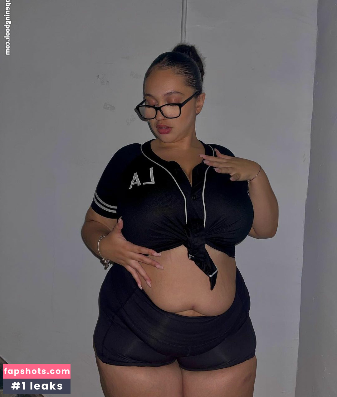 sincerelyitsjulie Nude Leaks OnlyFans Photos #10 - LeakJerk