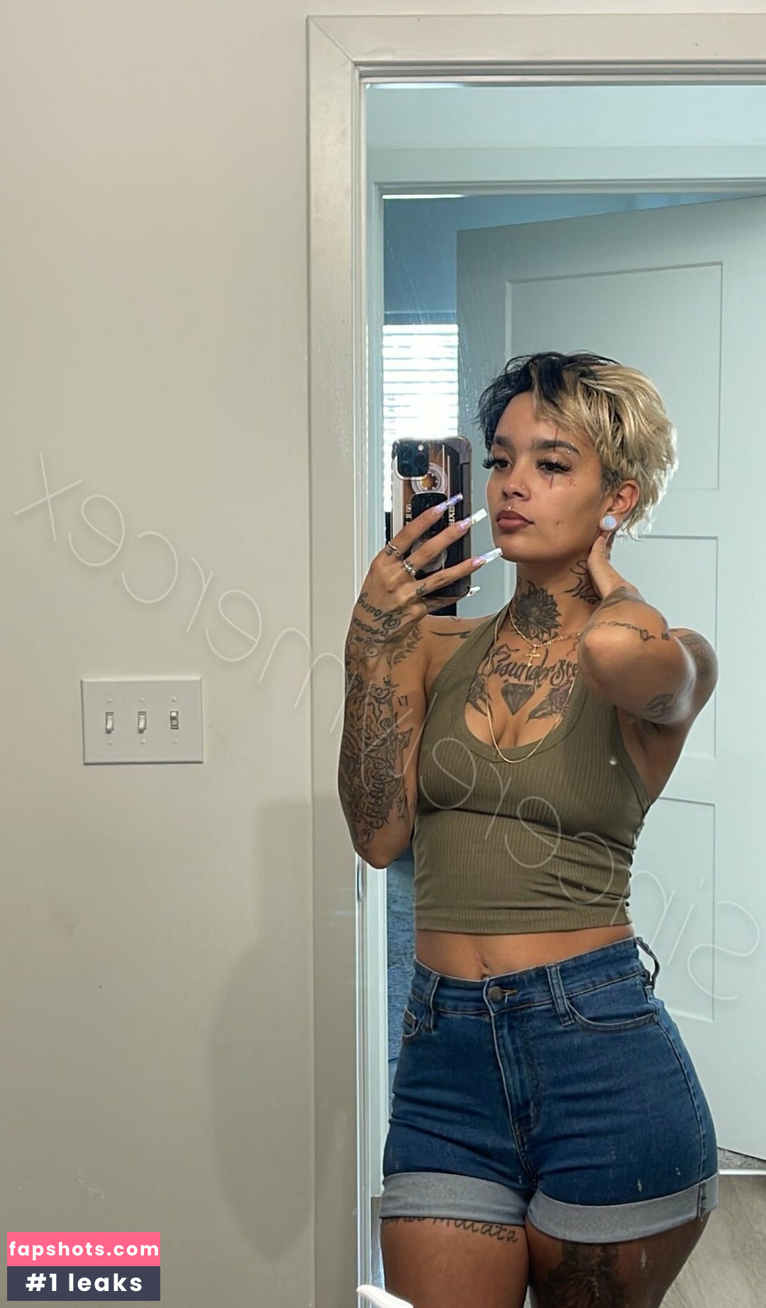 Sincerelymerce gallery photo #8