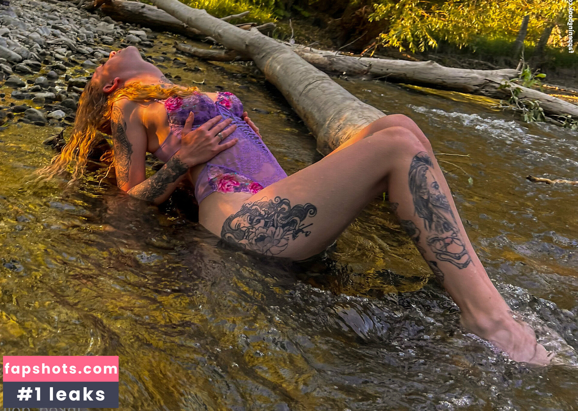 Sinful Surprise gallery photo #3