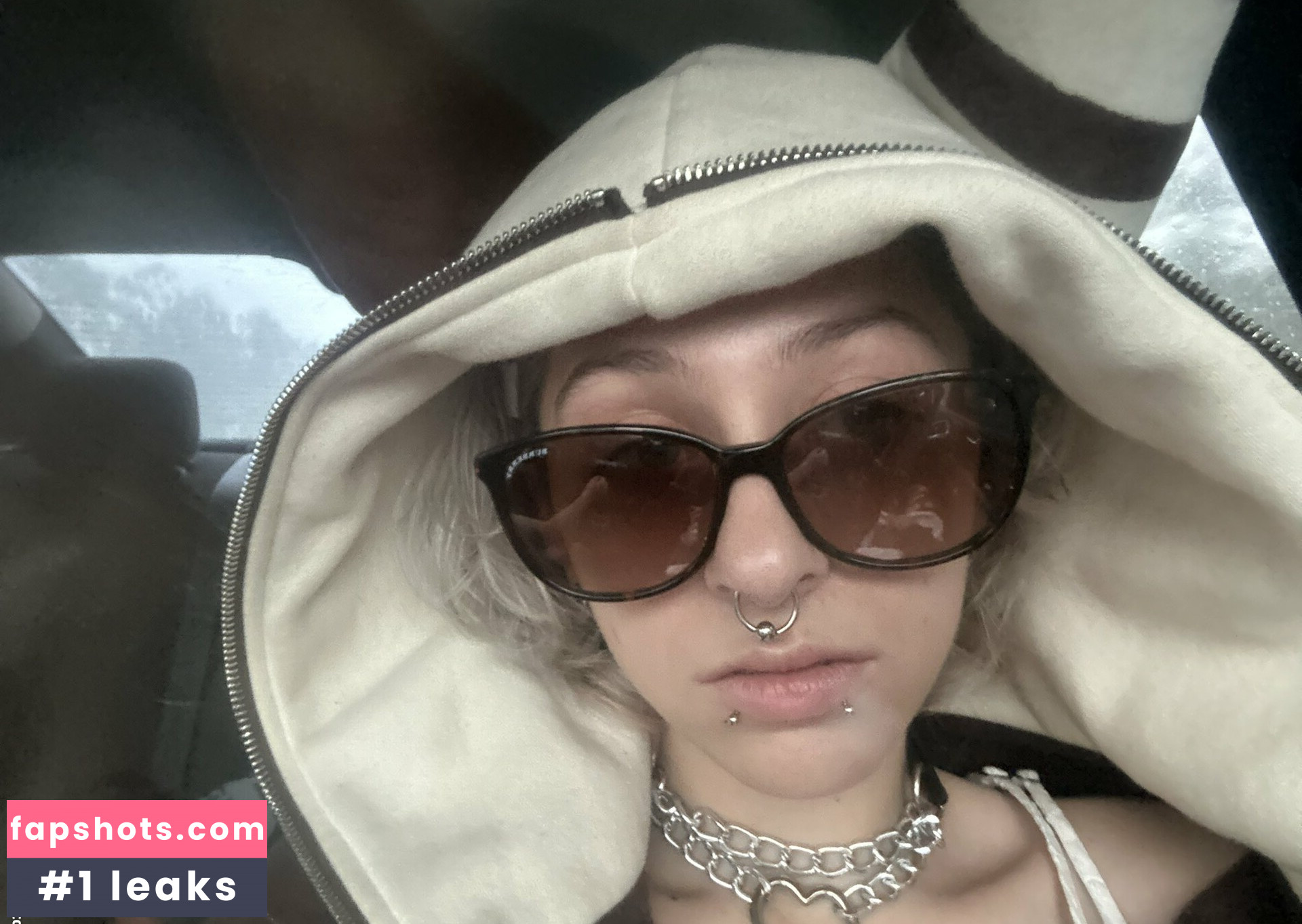 sinfulsheaxxx nude babe gallery