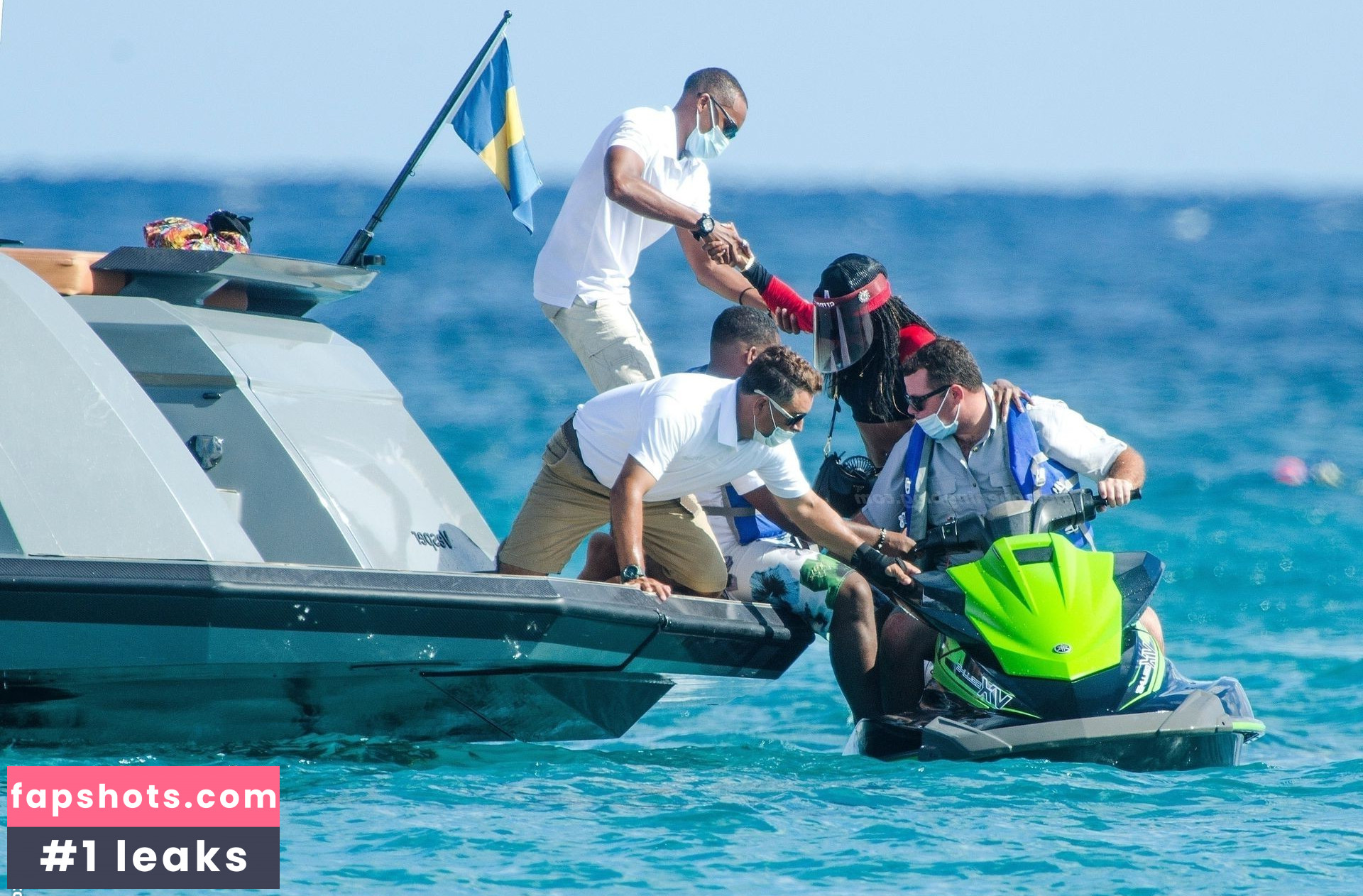 Sinitta gallery photo #29