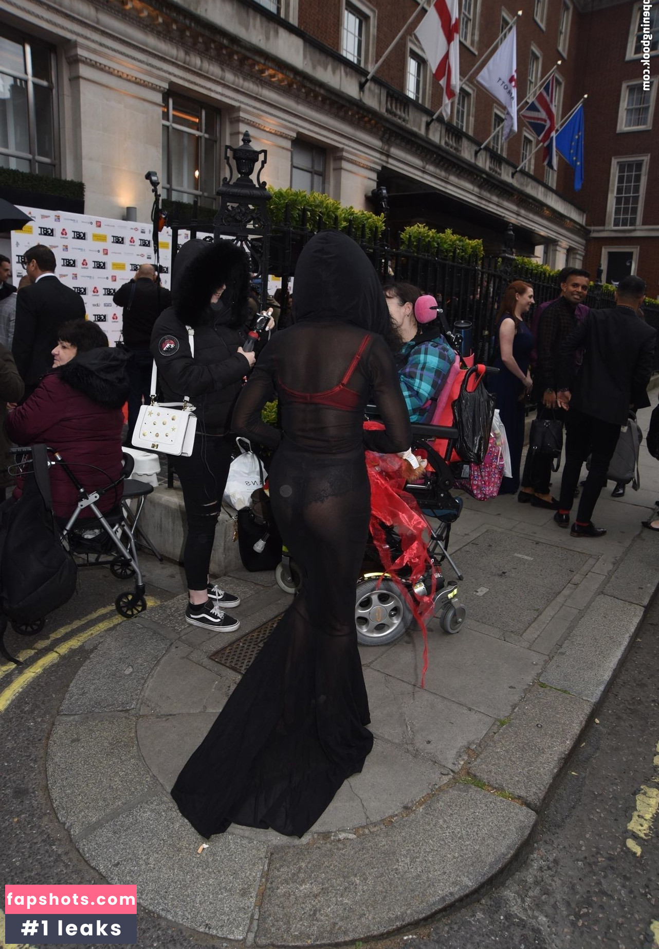 Sinitta gallery photo #100