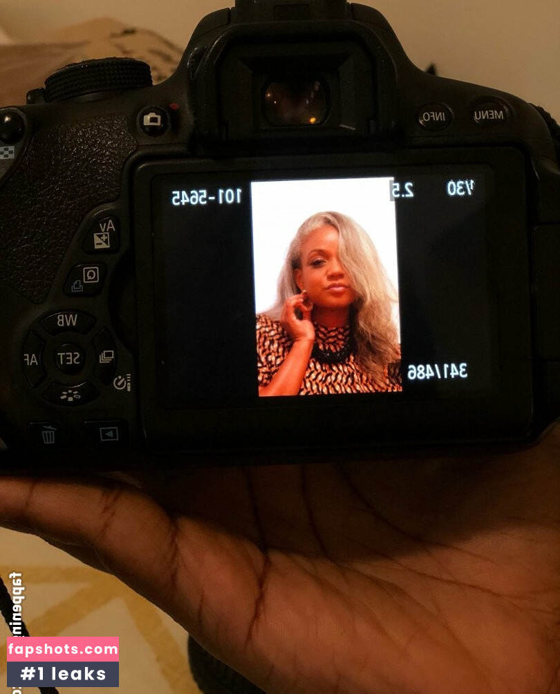 Sinnamon Love gallery photo #19