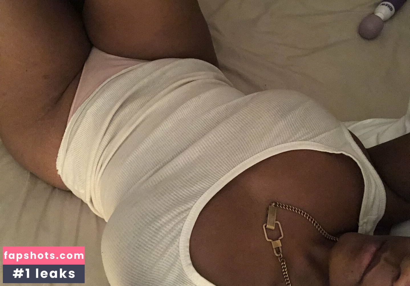 Sinnamon Love gallery photo #42