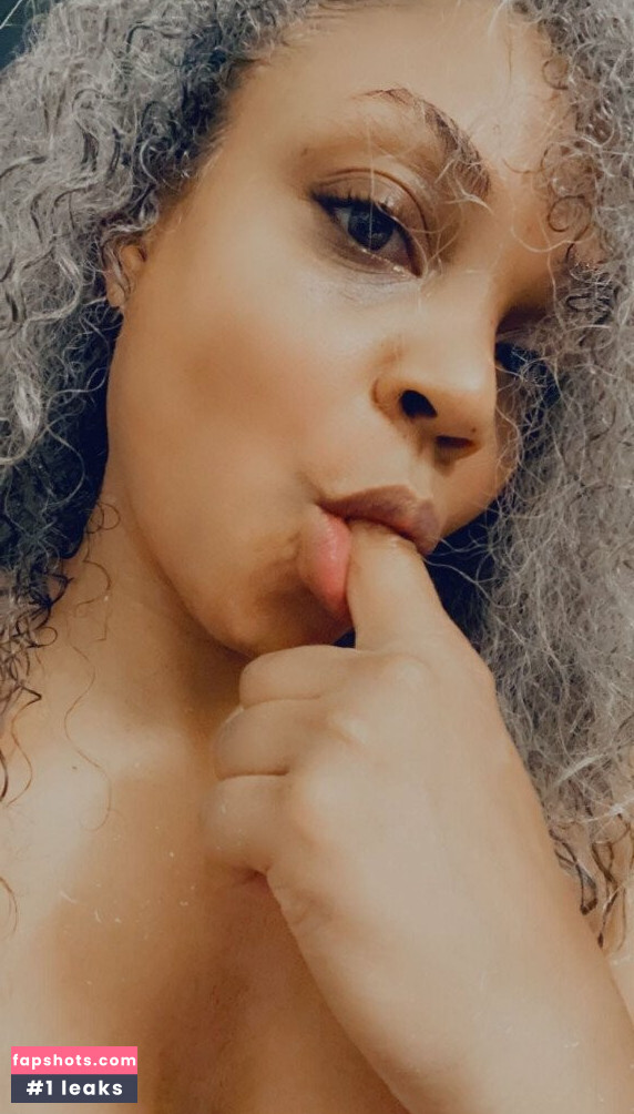 Sinnamon Love gallery photo #47