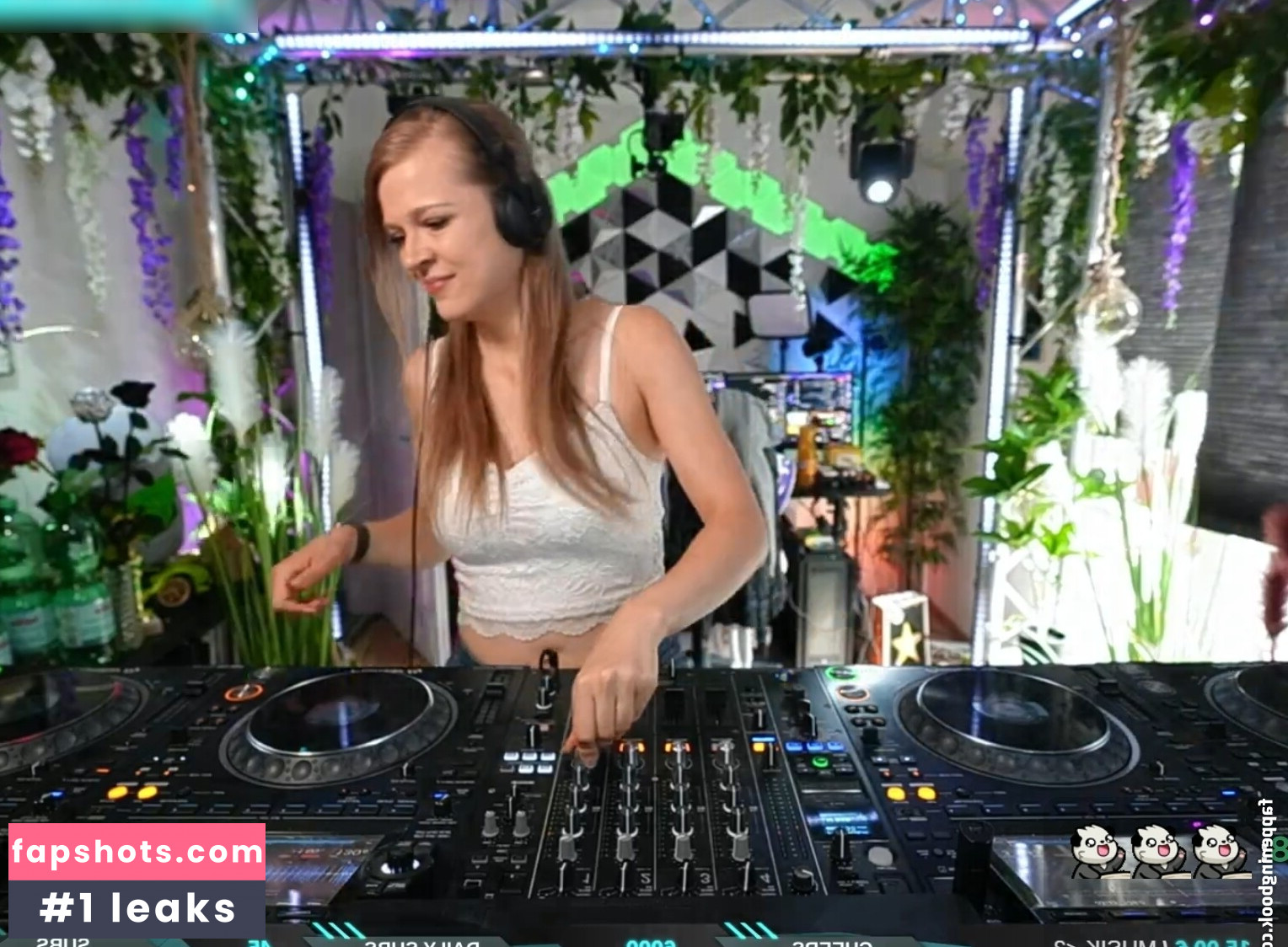 Sintica gallery photo #15