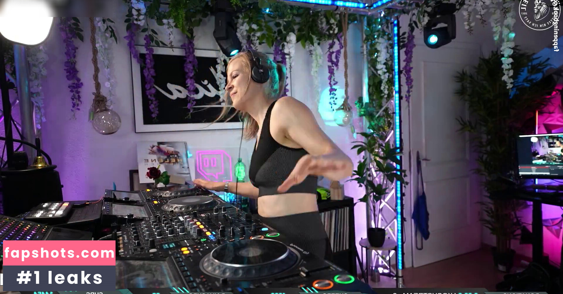 Sintica gallery photo #24