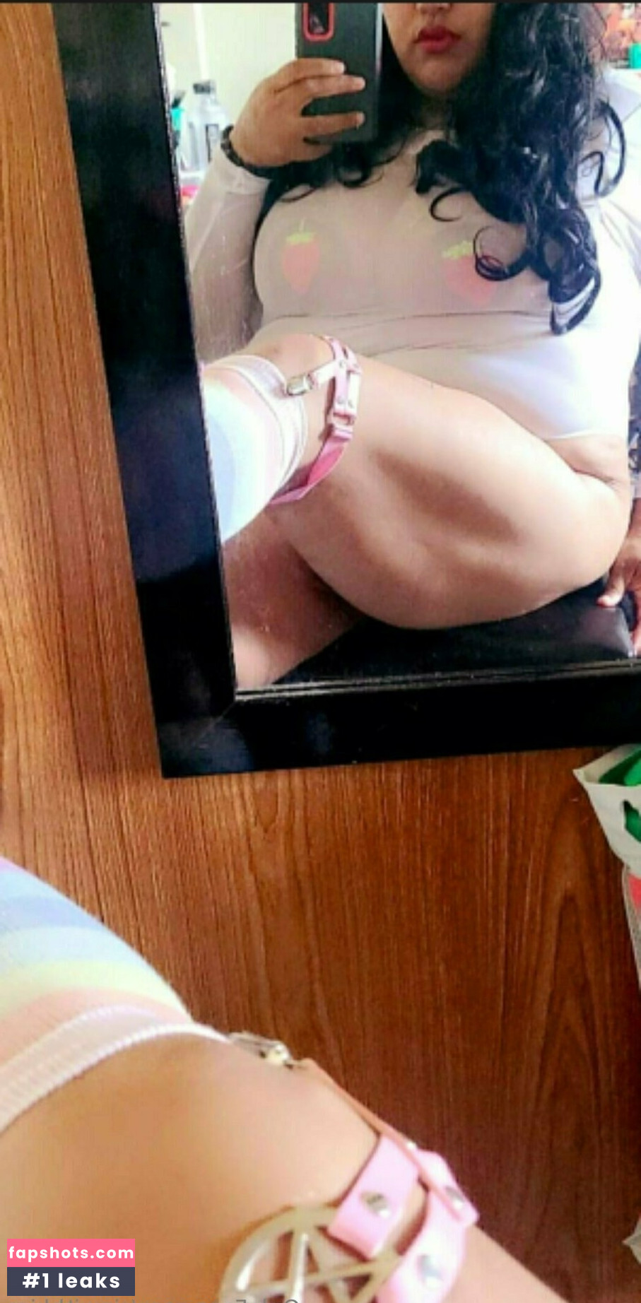 sinwithkim gallery photo #16