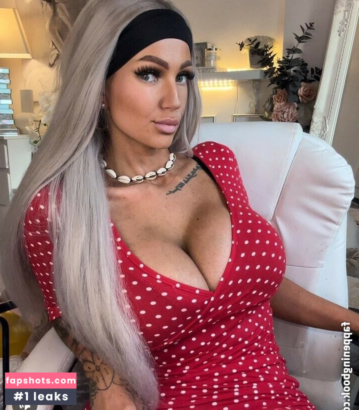 Siobhan Ward gallery photo #7