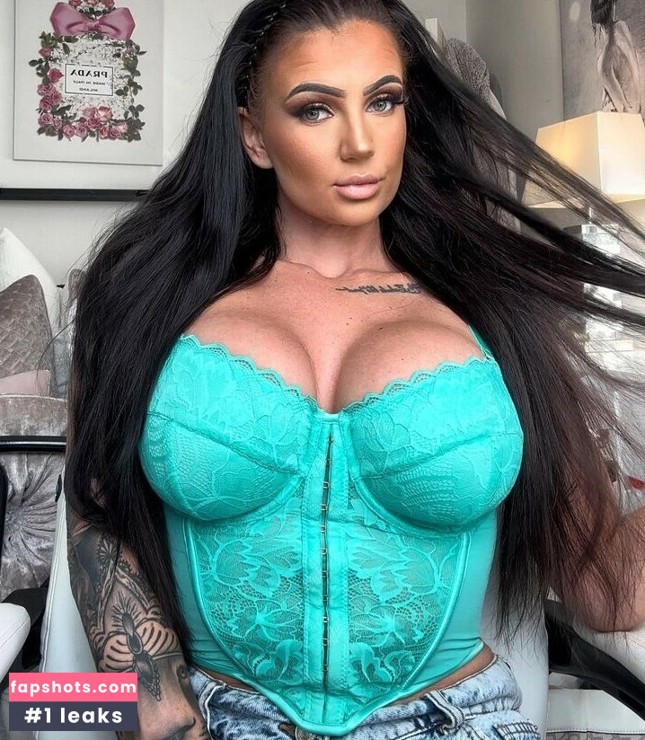 Siobhan Ward gallery photo #10