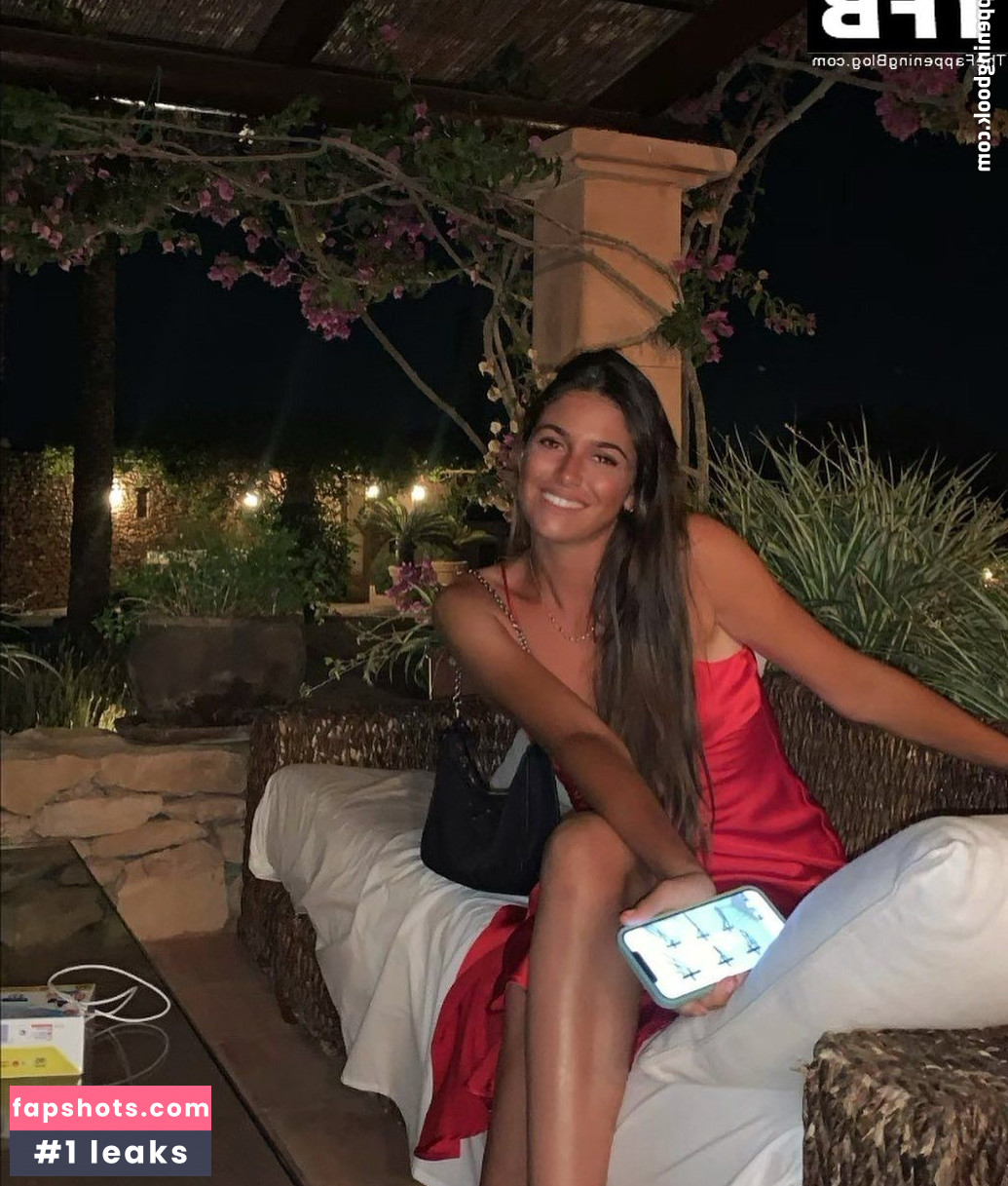 Sira Martinez gallery photo #2