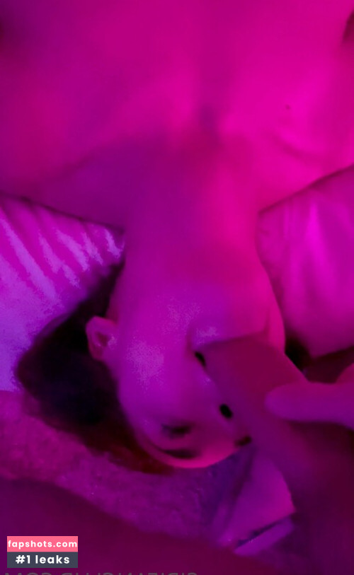 Siri Dahl Filtración Desnuda OnlyFans Foto #658 - Fapshots