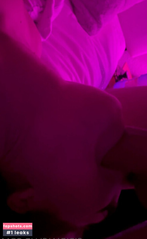 Siri Dahl Filtración Desnuda OnlyFans Foto #661 - Fapshots