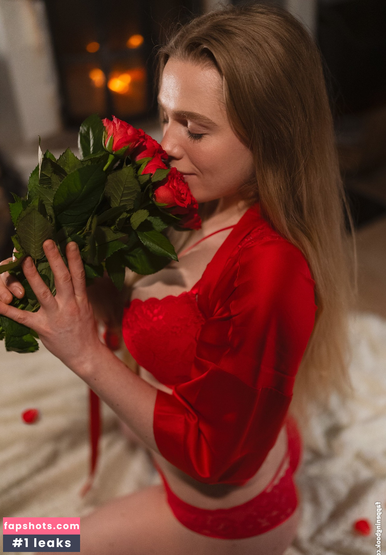 SiriSirililia gallery photo #8