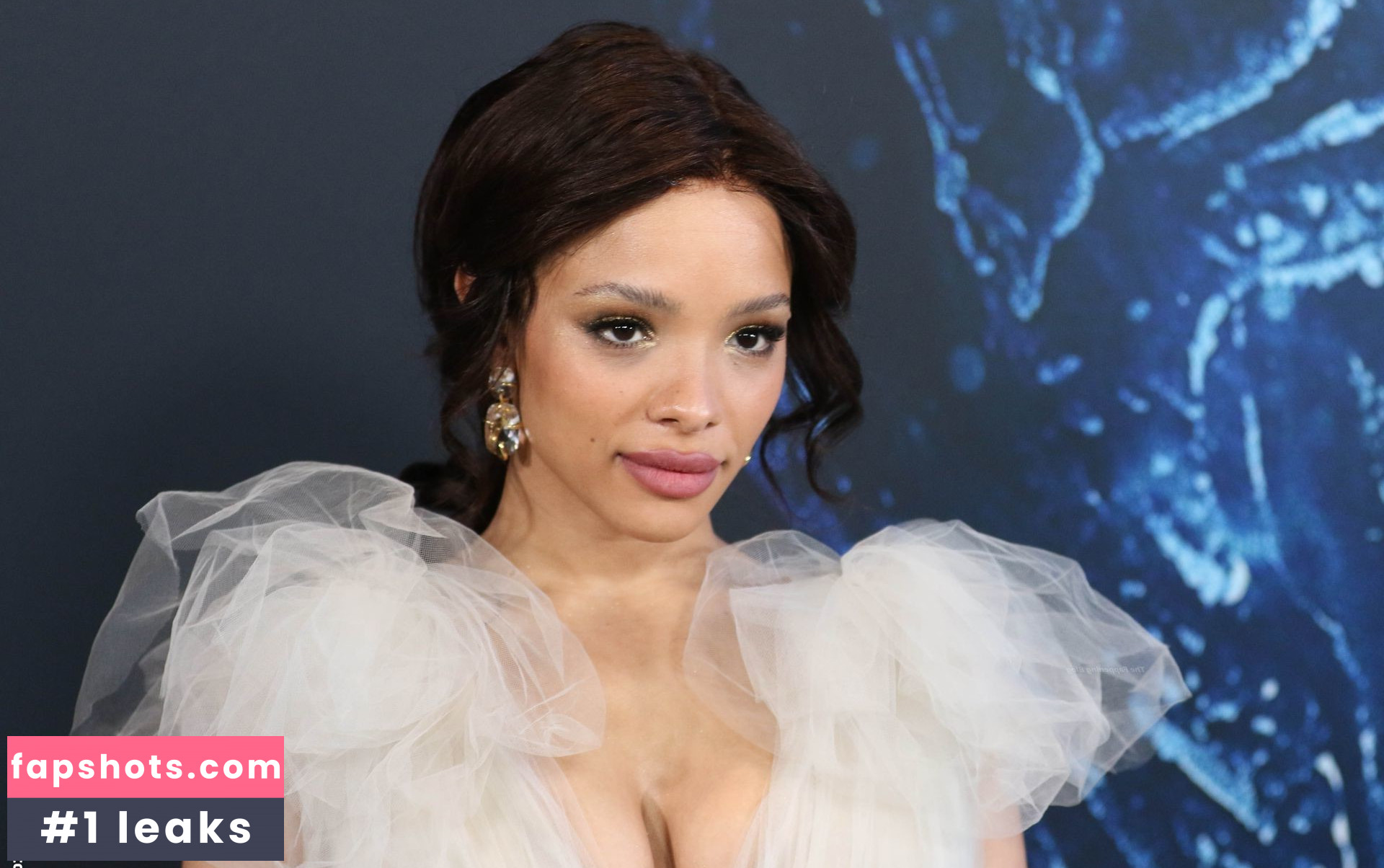 Sisi Stringer gallery photo #35