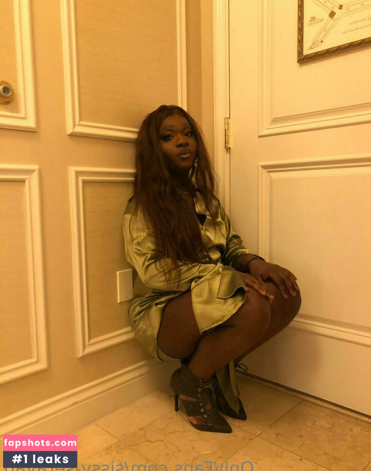 sissy-serayah gallery photo #21