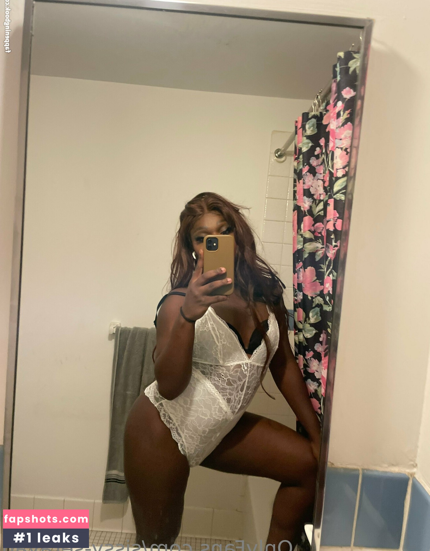 sissy-serayah gallery photo #24