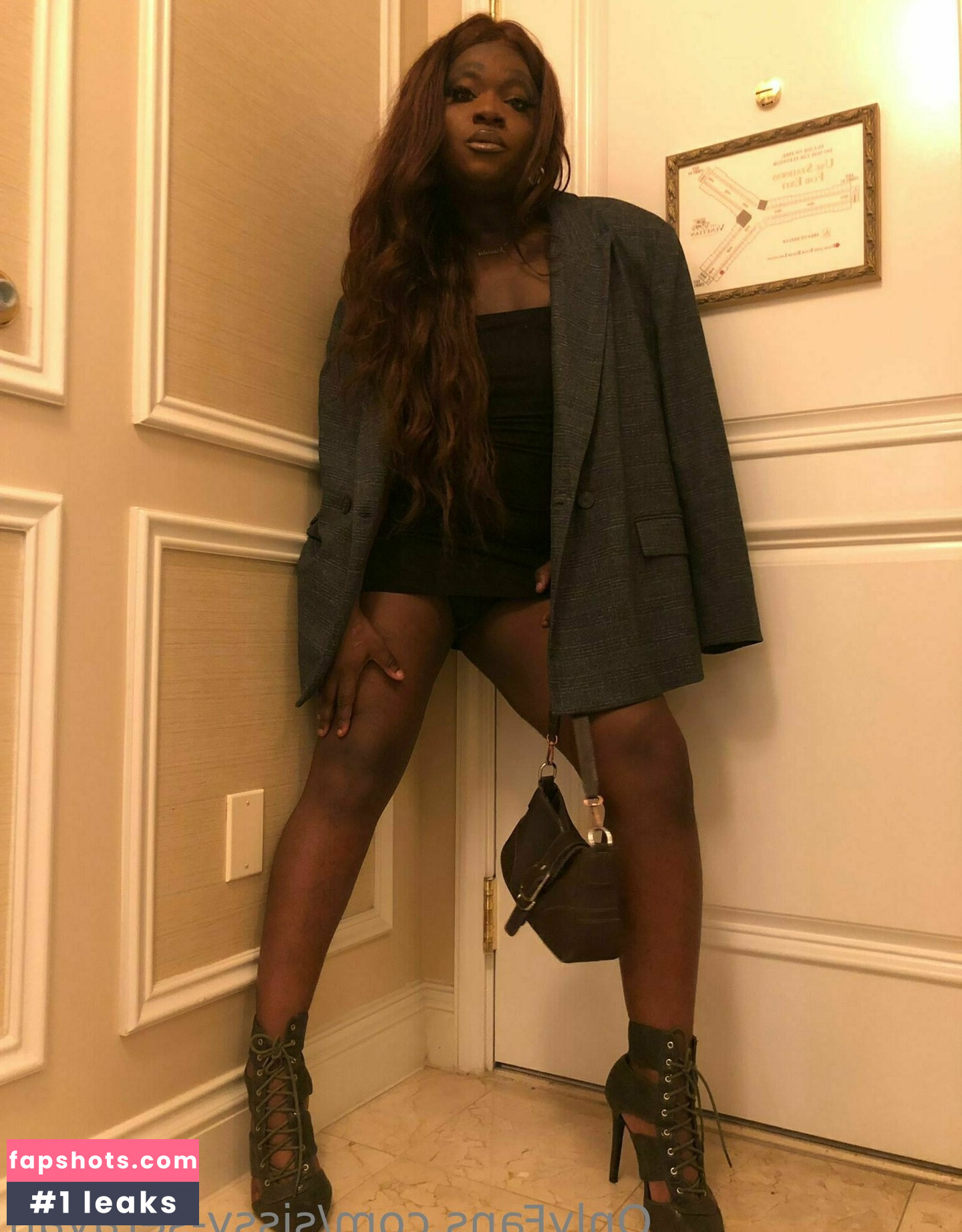 sissy-serayah gallery photo #25